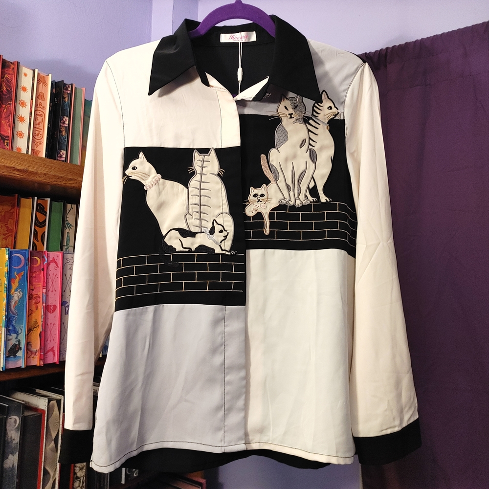 Hannier Graphic Cat Embroidered Button Up Blouse